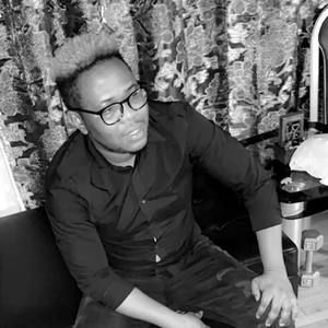 Meet your Posher, George striker